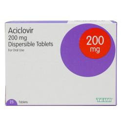 L'ensemble contient 25 tablettes d'aciclovir 200 mg