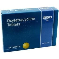 Boks med 28 Oxytetrasyklin 250 mg tabletter