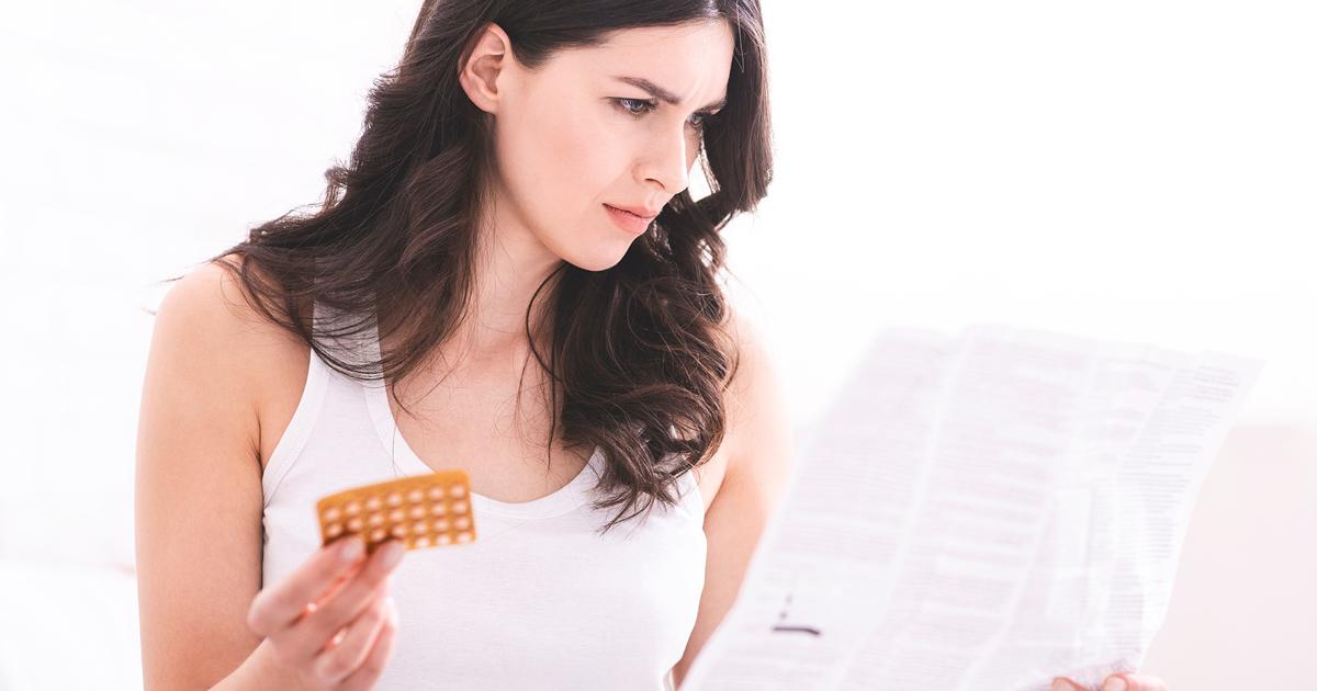 mulher le folheto de informação contraceptivos